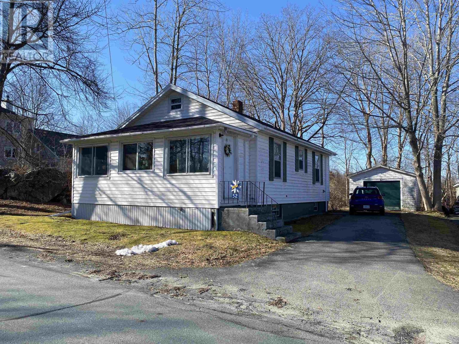 52 Park Street, Liverpool, Nova Scotia