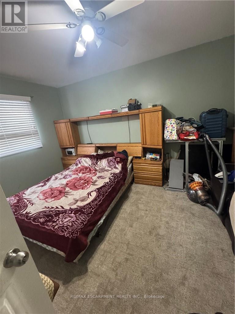 92 Blenheim Drive, Hamilton, Ontario  L8E 1W5 - Photo 11 - X12940646