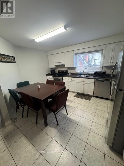 92 Blenheim Drive, Hamilton, Ontario  L8E 1W5 - Photo 15 - X12940646