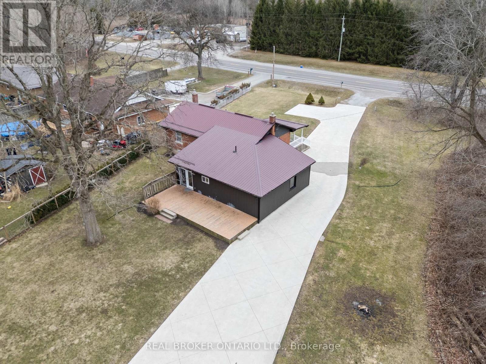 1899 Hwy 3, Norfolk, Ontario  N4B 2W6 - Photo 32 - X12940656