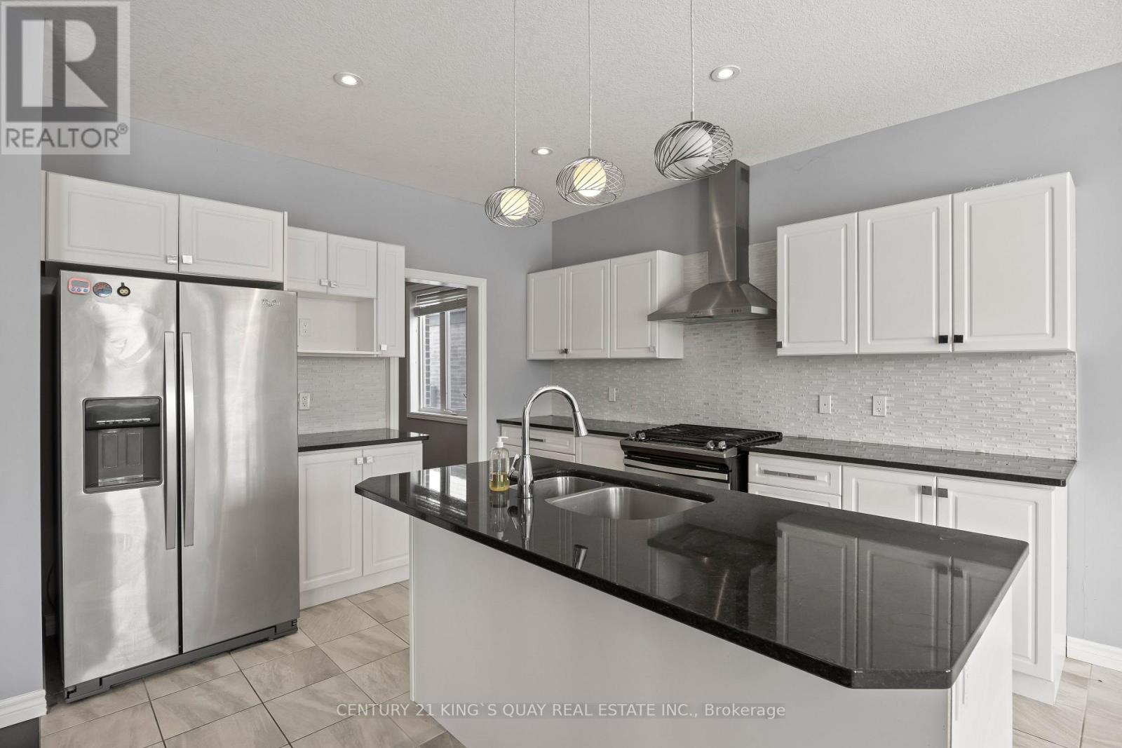 471 Sophia Crescent, London North, Ontario  N6G 0T5 - Photo 11 - X12940684