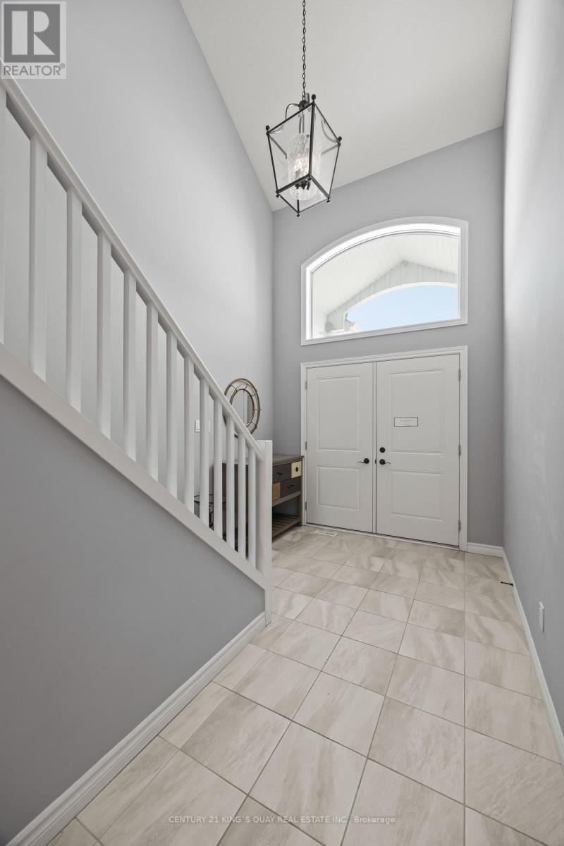 471 Sophia Crescent, London North, Ontario  N6G 0T5 - Photo 3 - X12940684