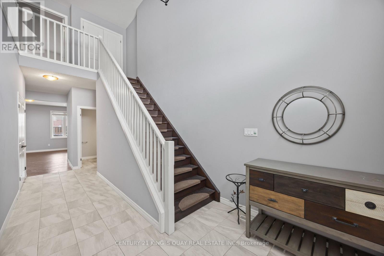 471 Sophia Crescent, London North, Ontario  N6G 0T5 - Photo 4 - X12940684