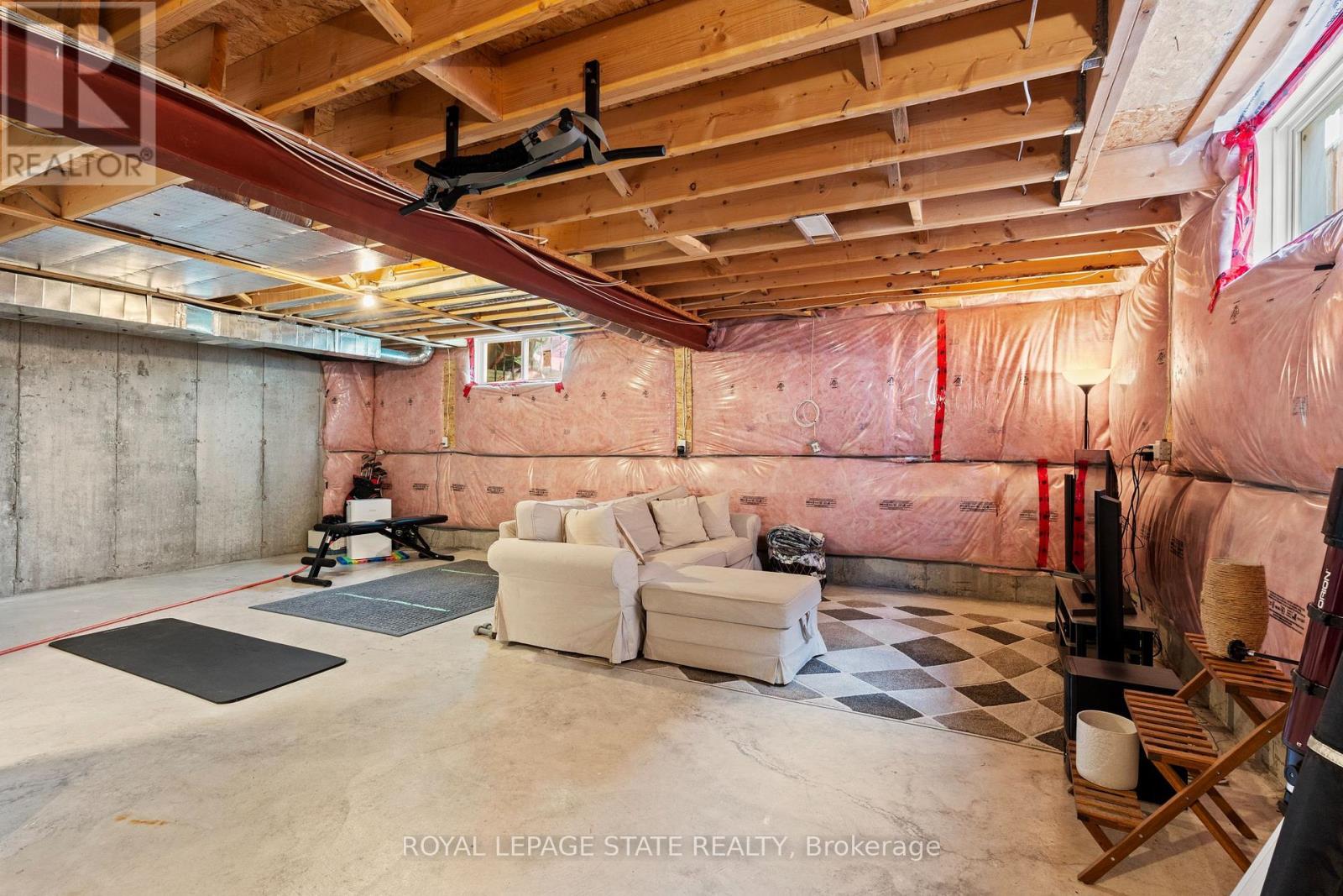 292 Keystone Crescent, Hamilton, Ontario  L0R 1P0 - Photo 35 - X12940716