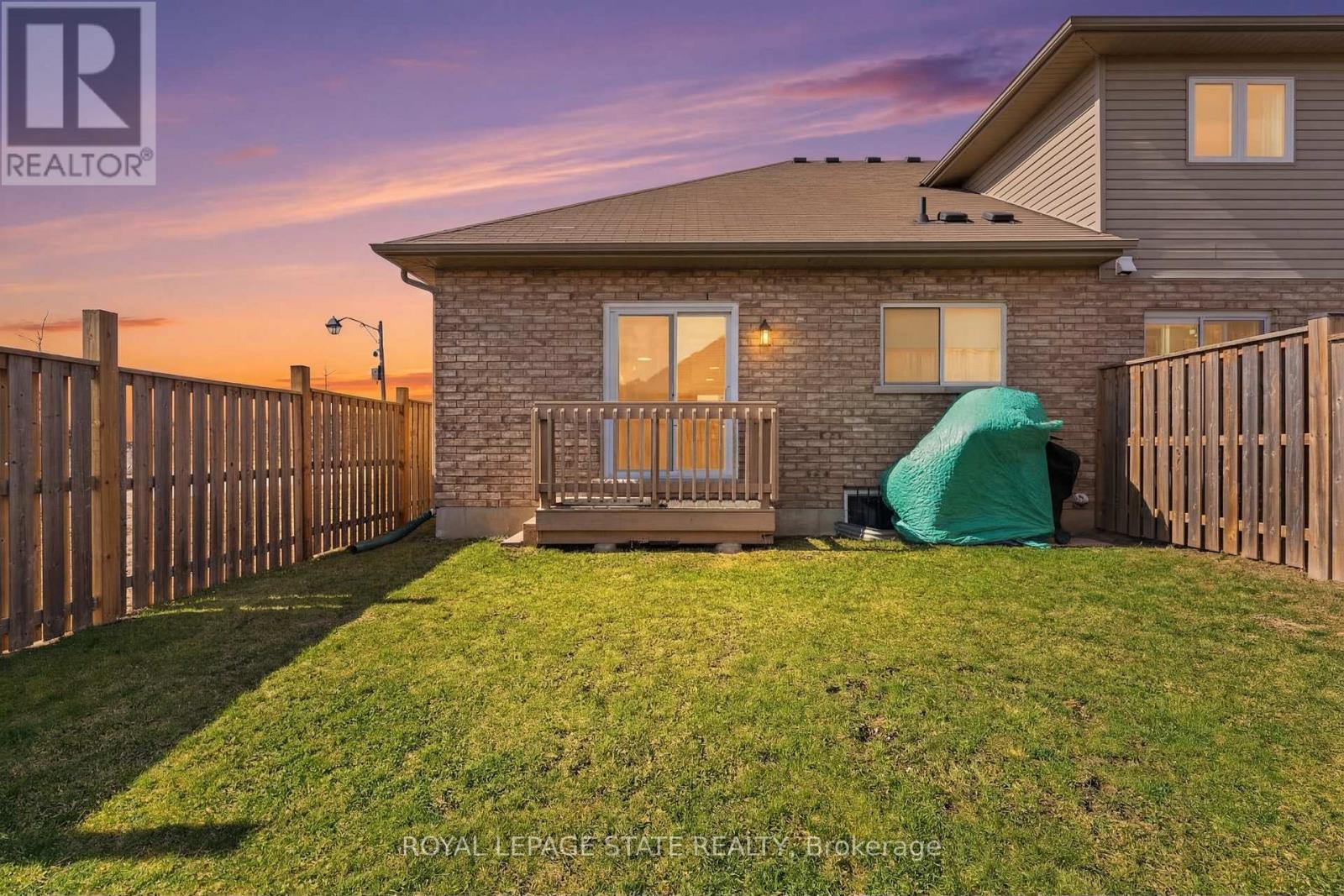 292 Keystone Crescent, Hamilton, Ontario  L0R 1P0 - Photo 40 - X12940716