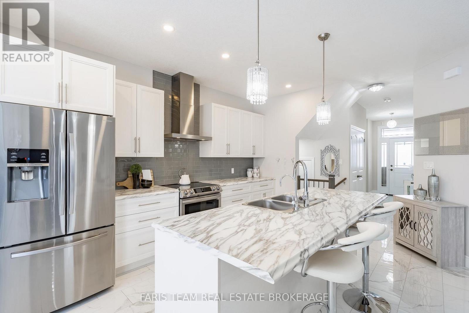 13 Tindall Crescent, East Luther Grand Valley, Ontario  L9W 7R9 - Photo 6 - X12940754