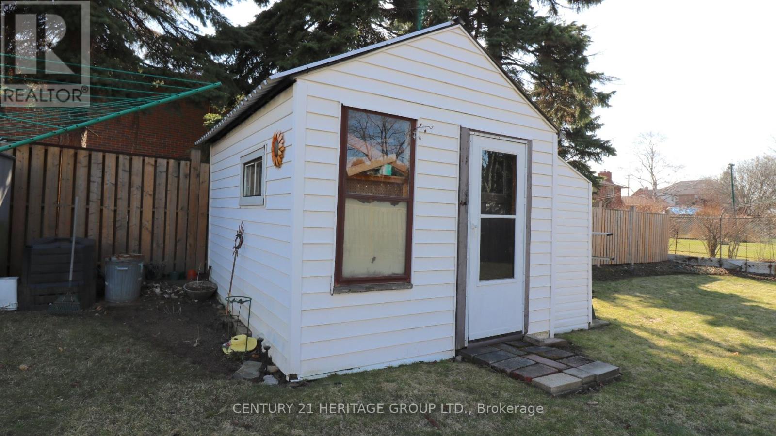 944 Garth Street, Hamilton, Ontario  L9C 4L2 - Photo 31 - X12940764