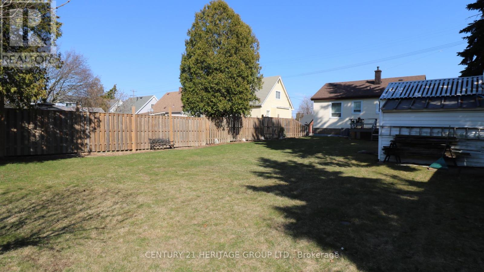 944 Garth Street, Hamilton, Ontario  L9C 4L2 - Photo 33 - X12940764