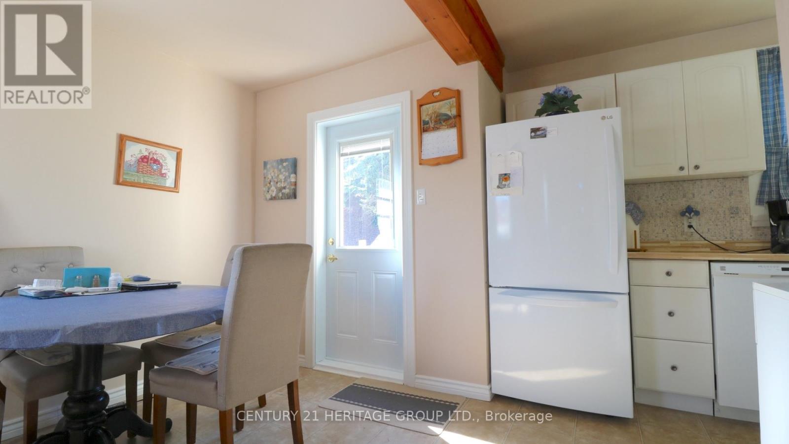 944 Garth Street, Hamilton, Ontario  L9C 4L2 - Photo 6 - X12940764