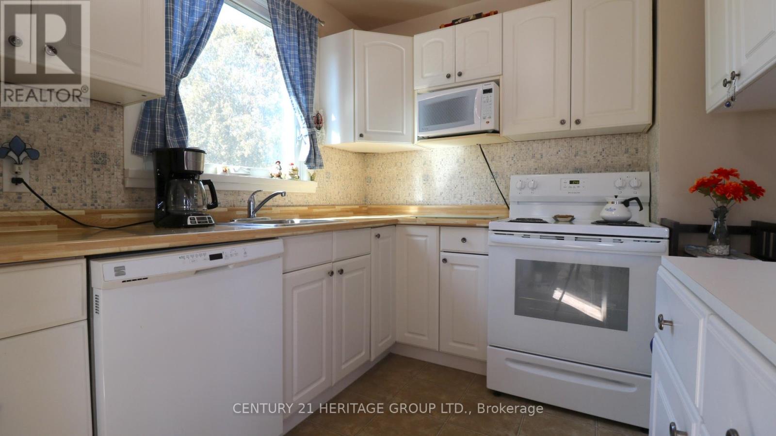 944 Garth Street, Hamilton, Ontario  L9C 4L2 - Photo 7 - X12940764