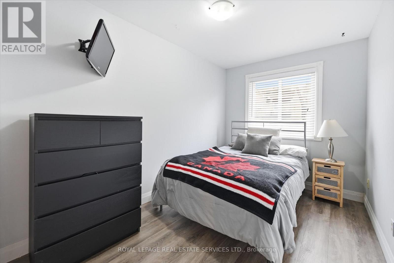 51 - 26 Moss Boulevard, Hamilton, Ontario  L9H 6W8 - Photo 23 - X12940766