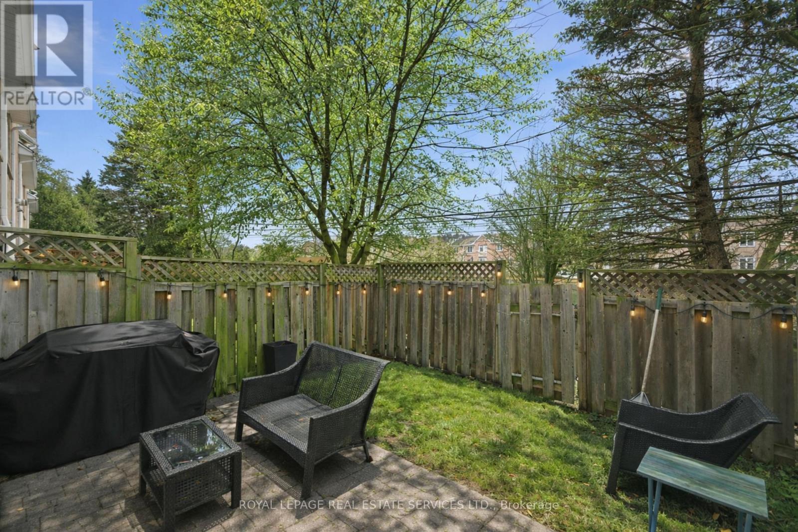 51 - 26 Moss Boulevard, Hamilton, Ontario  L9H 6W8 - Photo 36 - X12940766