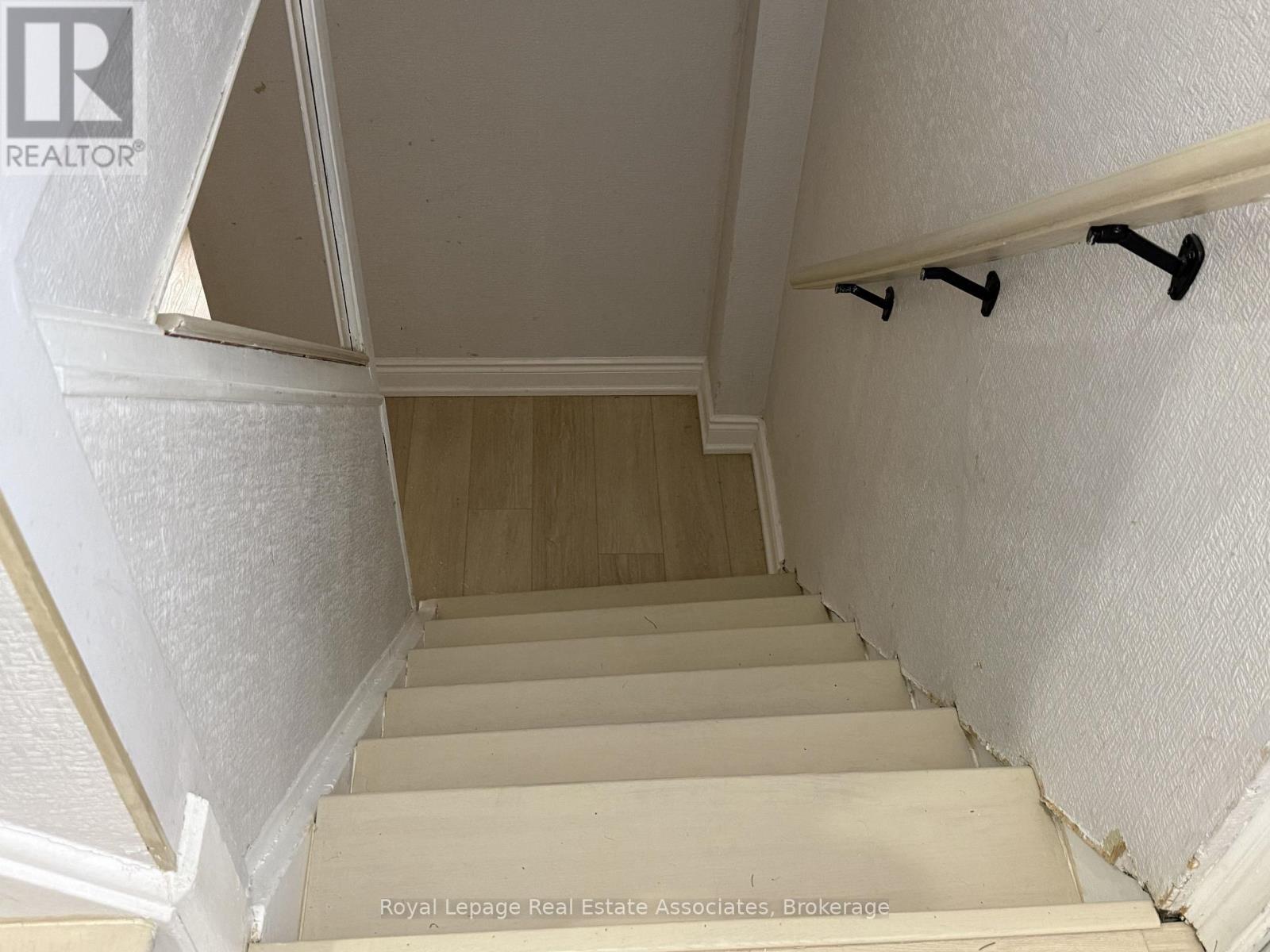 Lower - 60 Toby Crescent, Hamilton, Ontario  L8T 2N8 - Photo 13 - X12940776