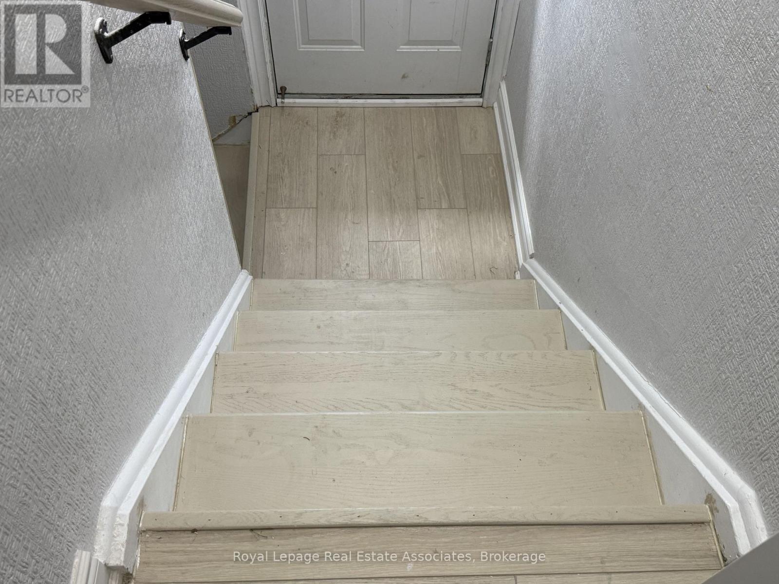 Lower - 60 Toby Crescent, Hamilton, Ontario  L8T 2N8 - Photo 15 - X12940776