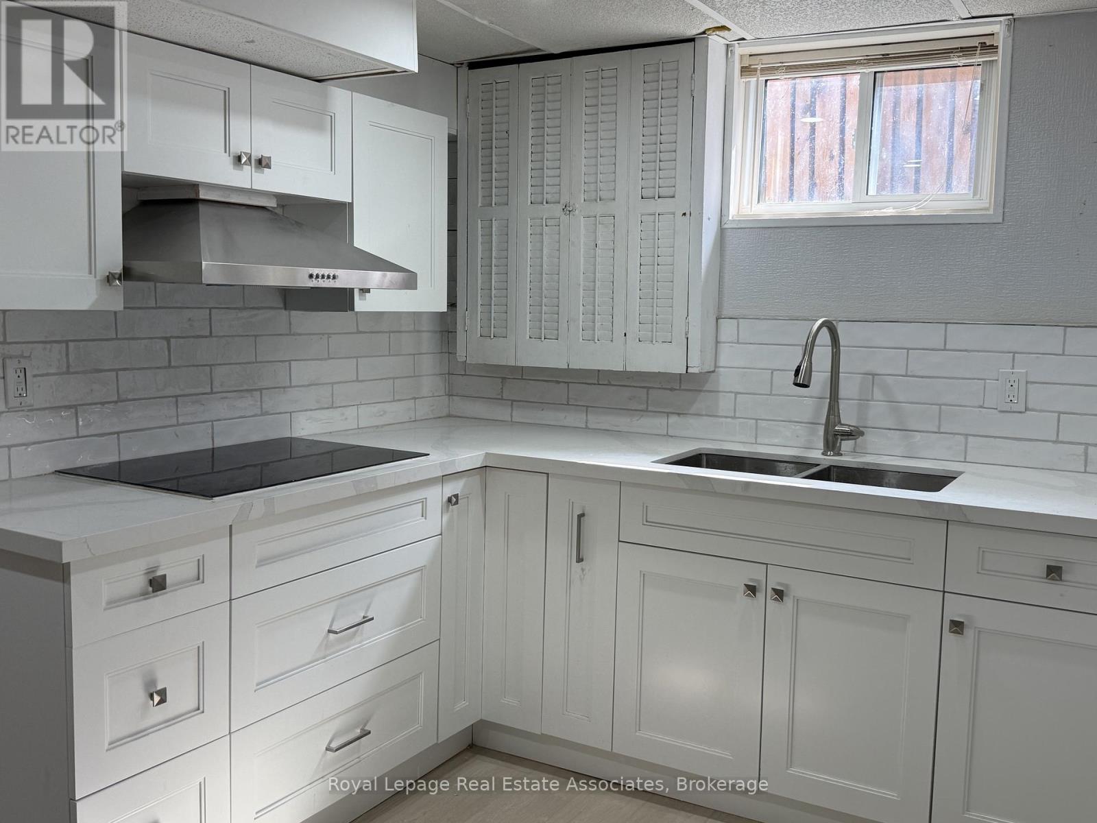 Lower - 60 Toby Crescent, Hamilton, Ontario  L8T 2N8 - Photo 5 - X12940776