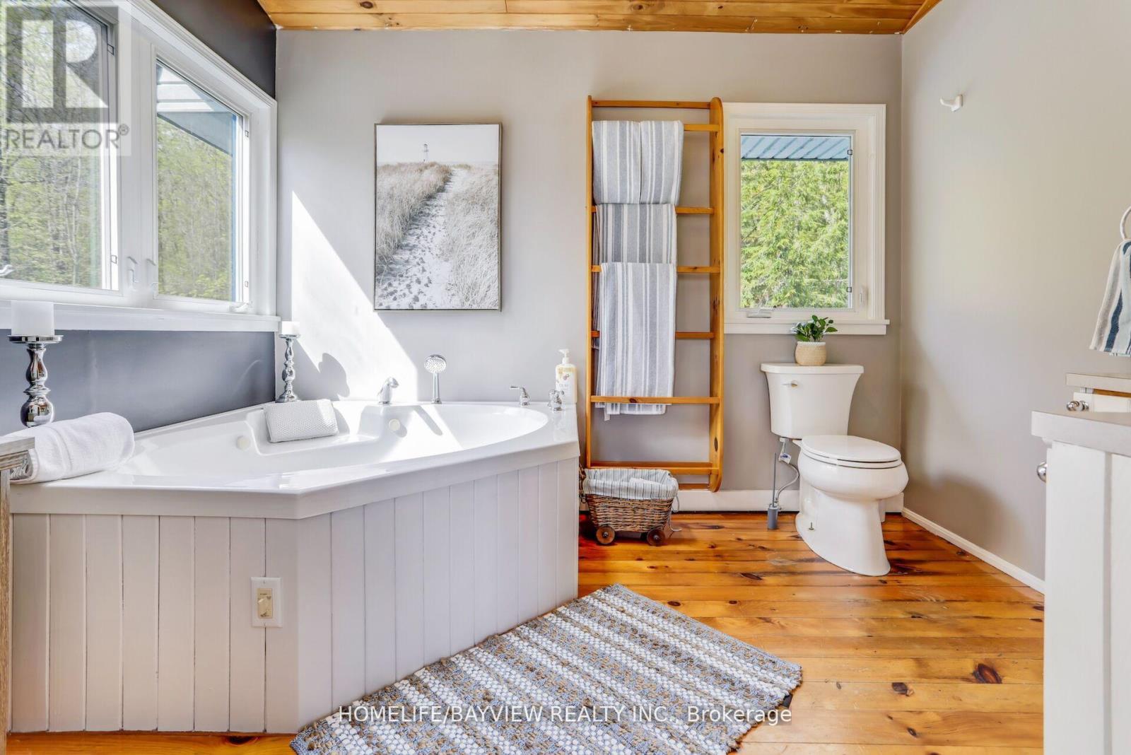 19243 Hwy 35 Highway, Algonquin Highlands, Ontario  K0M 1J2 - Photo 30 - X12940780