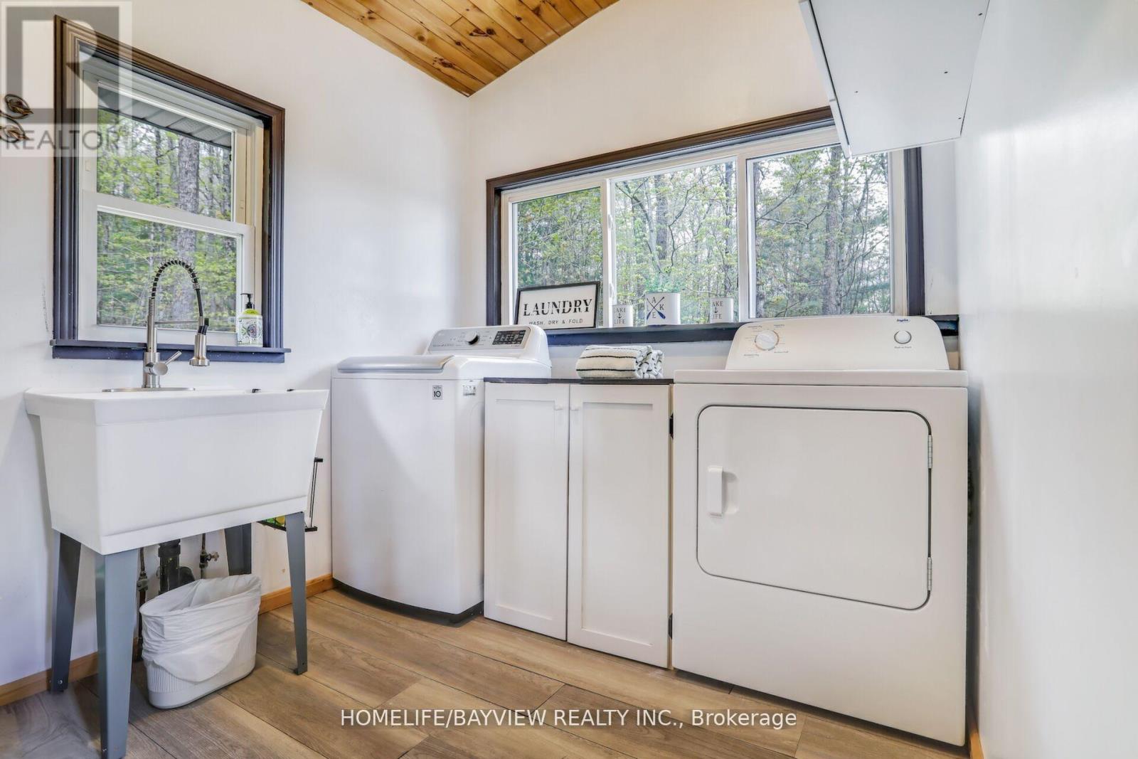 19243 Hwy 35 Highway, Algonquin Highlands, Ontario  K0M 1J2 - Photo 33 - X12940780