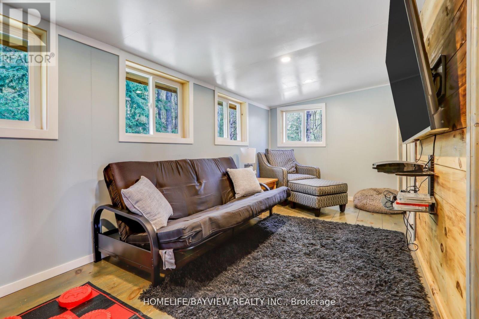 19243 Hwy 35 Highway, Algonquin Highlands, Ontario  K0M 1J2 - Photo 35 - X12940780