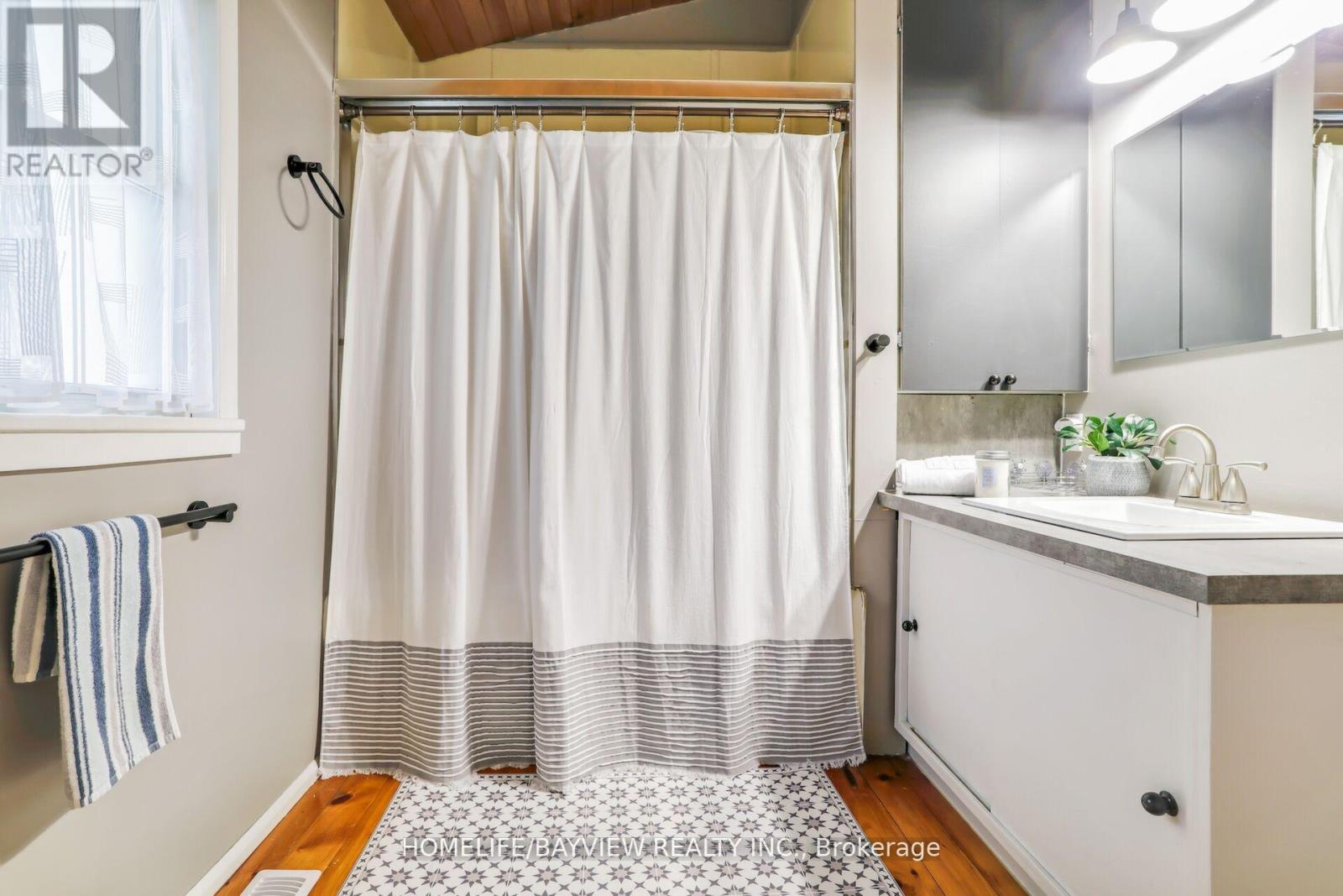 19243 Hwy 35 Highway, Algonquin Highlands, Ontario  K0M 1J2 - Photo 37 - X12940780