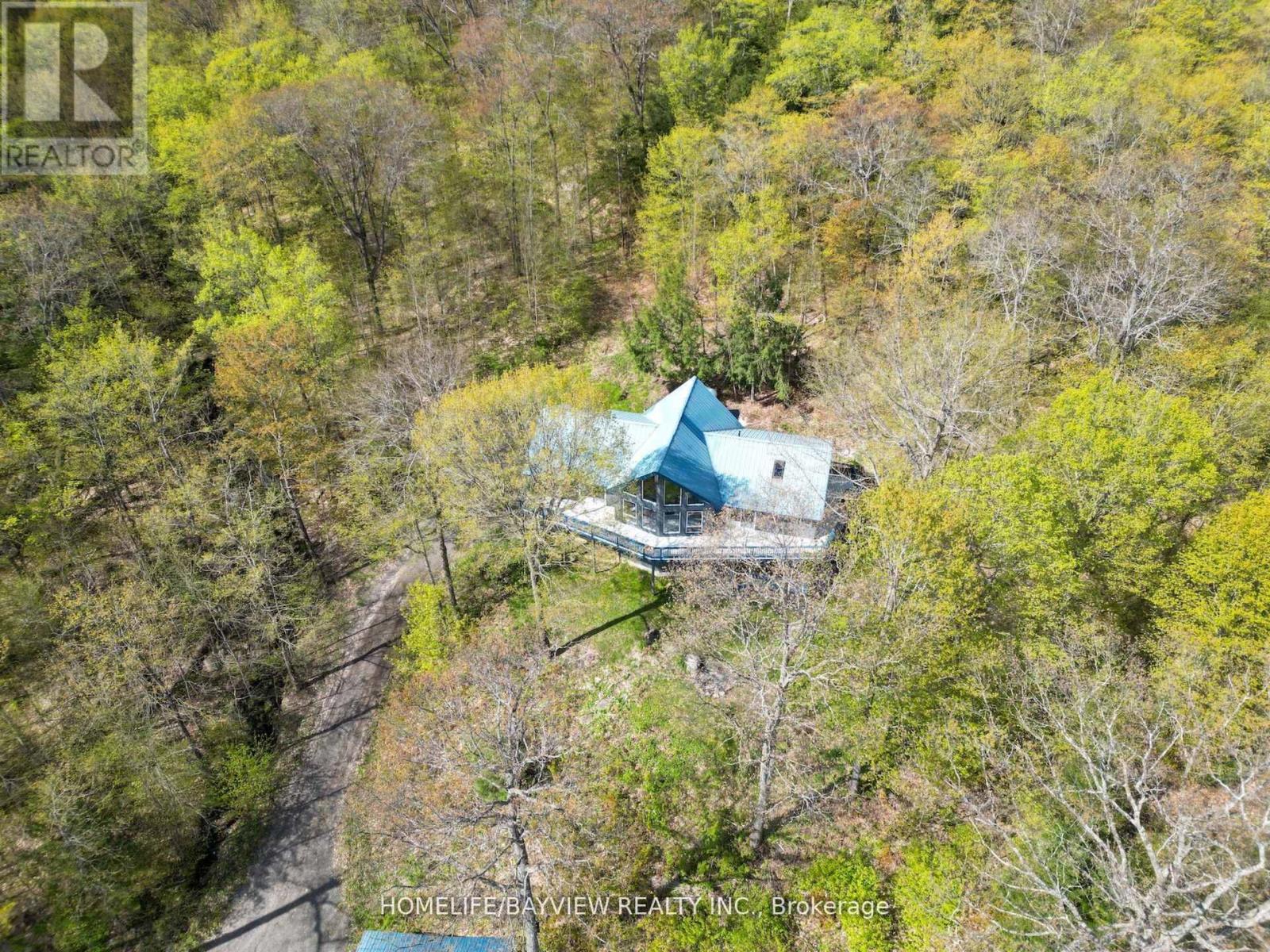 19243 Hwy 35 Highway, Algonquin Highlands, Ontario  K0M 1J2 - Photo 48 - X12940780