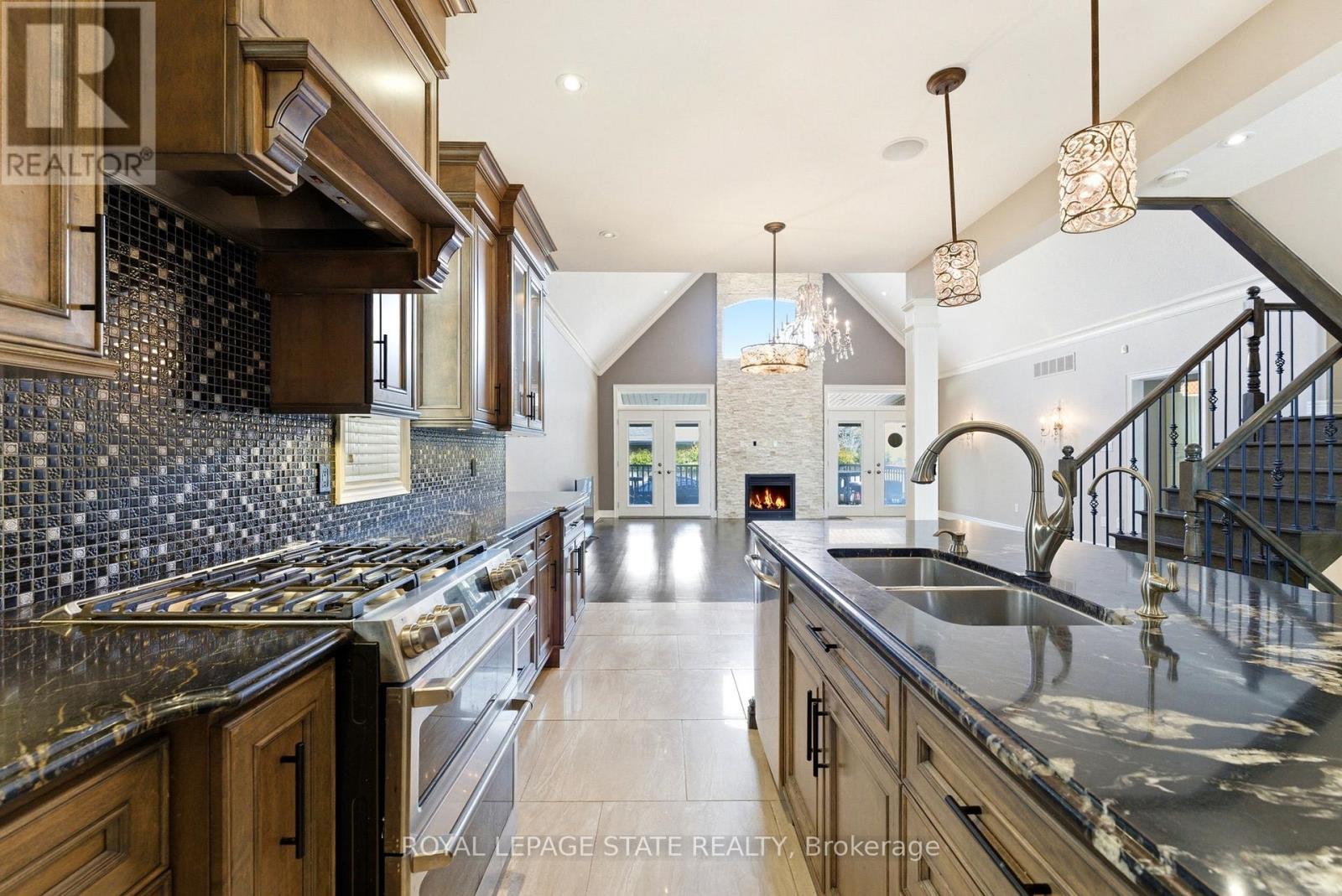 85 Hillcroft Drive, Hamilton, Ontario  L9J 3W9 - Photo 20 - X12940790