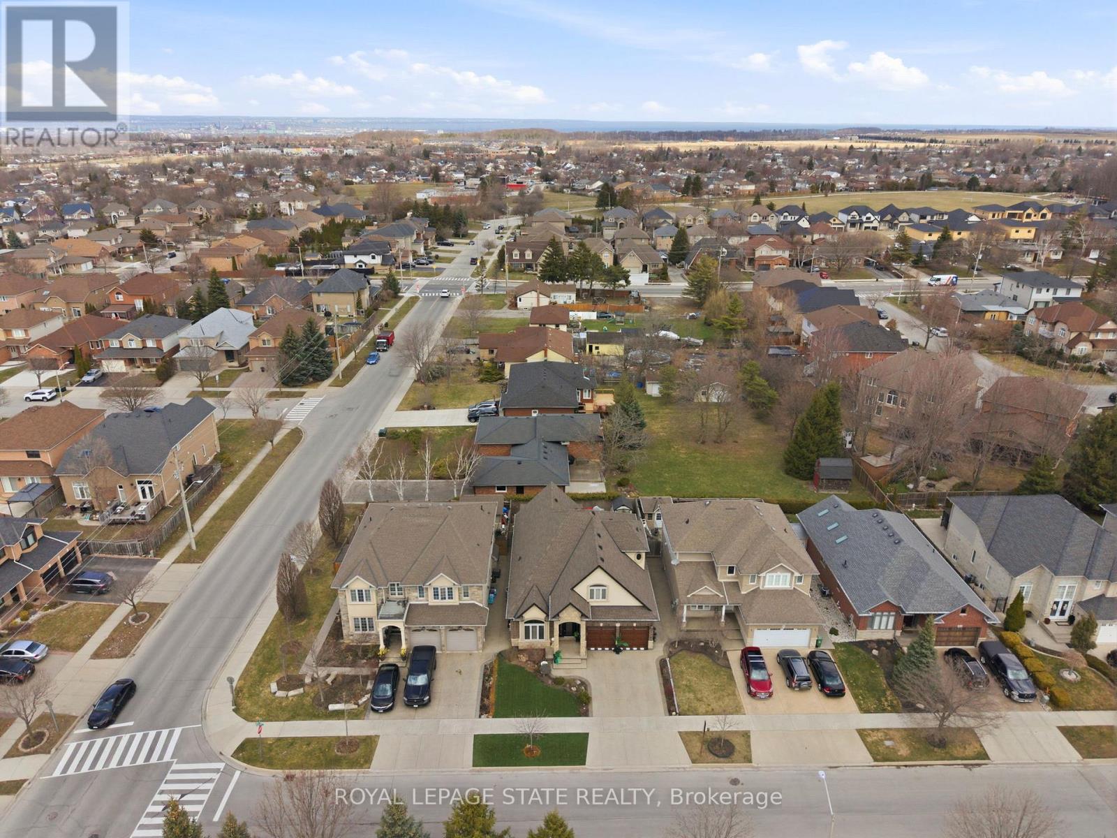 85 Hillcroft Drive, Hamilton, Ontario  L9J 3W9 - Photo 48 - X12940790