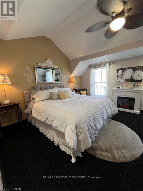 A - 56 King Street W, Hamilton, Ontario  L9H 1T8 - Photo 14 - X12940822