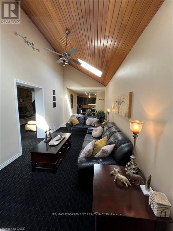 A - 56 King Street W, Hamilton, Ontario  L9H 1T8 - Photo 22 - X12940822