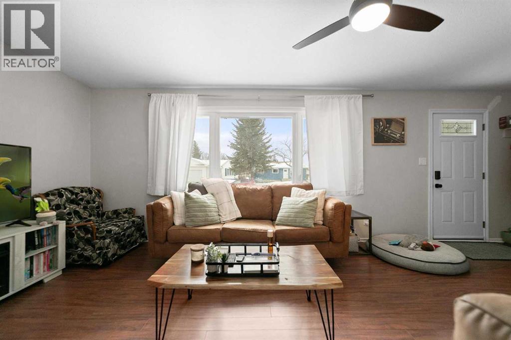 5228 53 Avenue, Viking, Alberta  T0B 4N0 - Photo 9 - A2281776