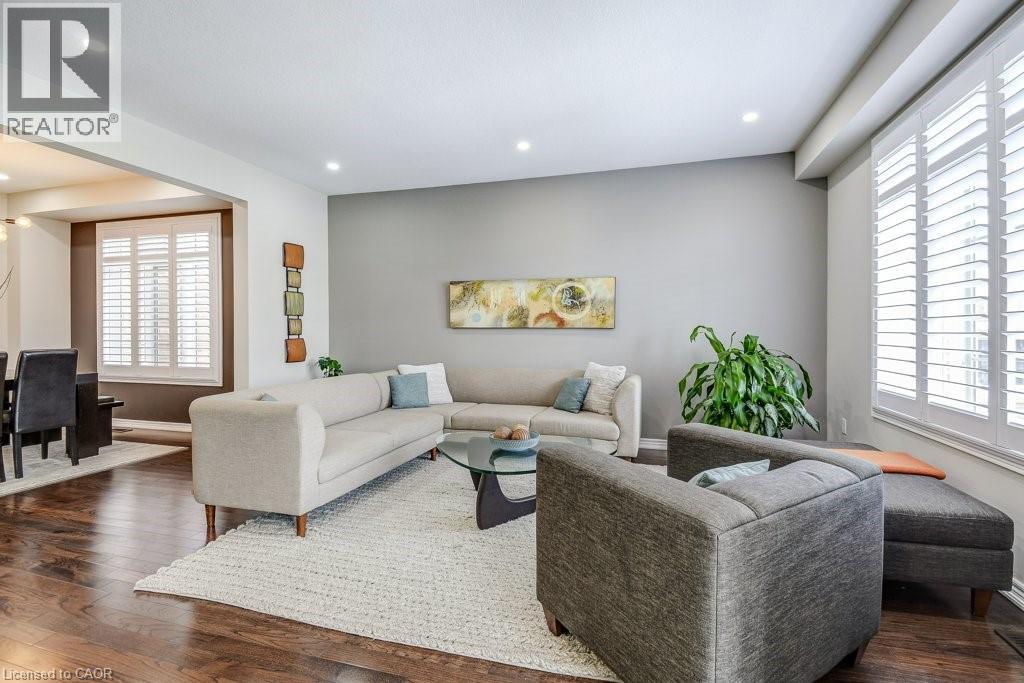 20 Bousfield Court, Waterdown, Ontario  L8B 0T3 - Photo 8 - 40806200