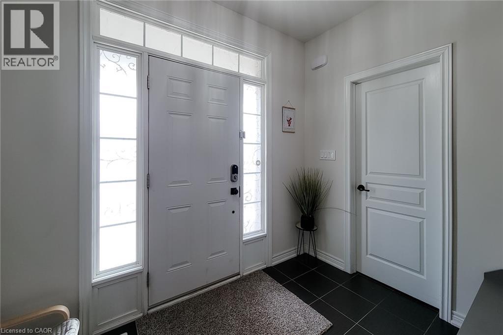 96 Anastasia Boulevard, Smithville, Ontario  L0R 2A0 - Photo 6 - 40816584