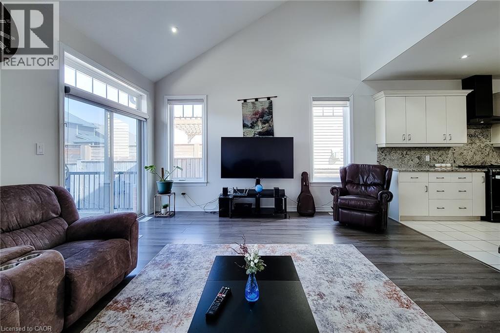 96 Anastasia Boulevard, Smithville, Ontario  L0R 2A0 - Photo 9 - 40816584