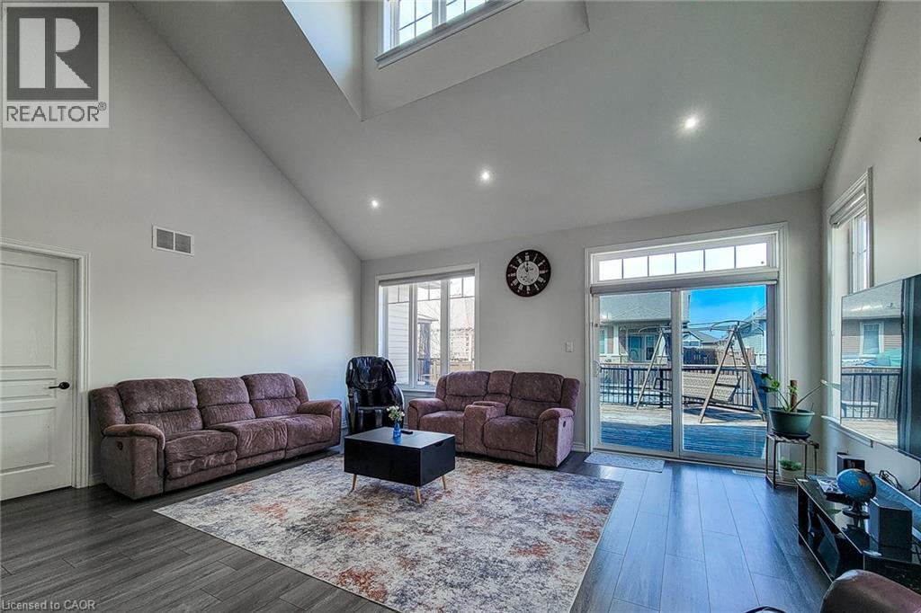 96 Anastasia Boulevard, Smithville, Ontario  L0R 2A0 - Photo 8 - 40816584