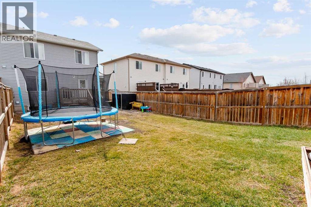 1552 Mcalpine Street, Carstairs, Alberta  T0M 0N0 - Photo 17 - A2286377