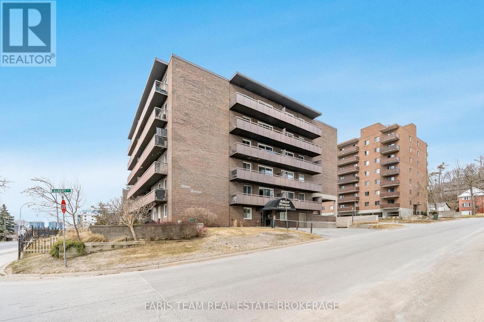 48 - 2 Albert Street, Barrie, Ontario  L4M 3S4 - Photo 4 - S12931876