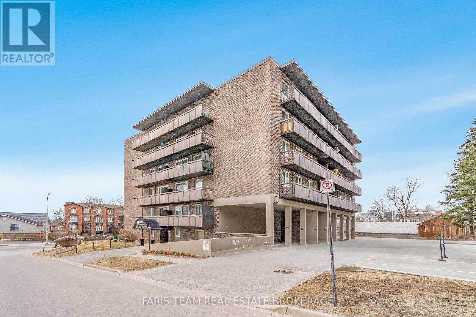 48 - 2 Albert Street, Barrie, Ontario  L4M 3S4 - Photo 3 - S12931876