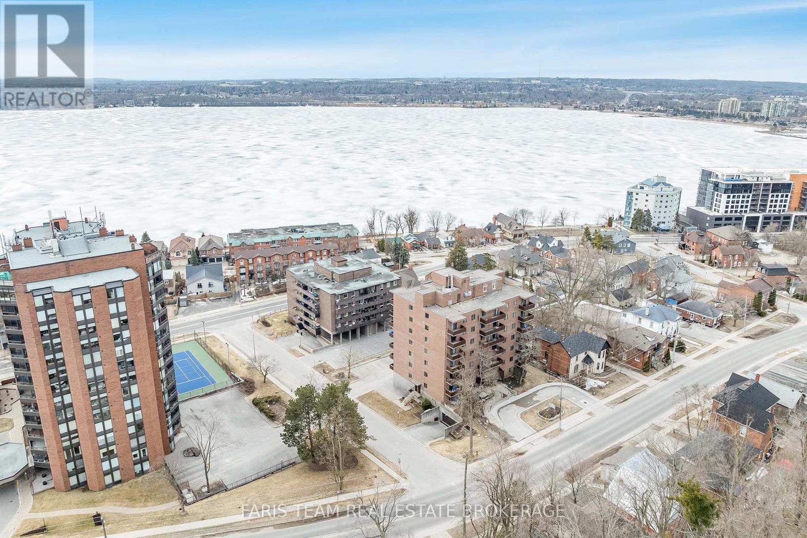 48 - 2 Albert Street, Barrie, Ontario  L4M 3S4 - Photo 33 - S12931876