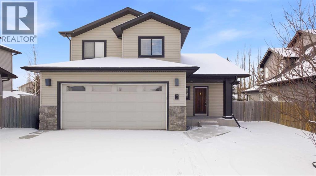17 Skara Brae Close, Carstairs, Alberta  T0M 0N0 - Photo 1 - A2294566