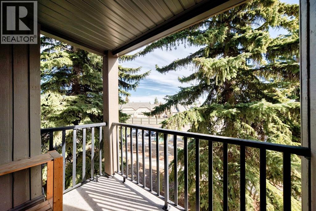 824, 6400 Coach Hill Road SW, Calgary, Alberta  T3H 1B8 - Photo 3 - A2295199