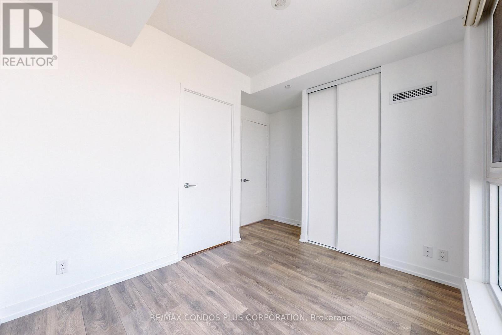 3610 - 5 Buttermill Avenue, Vaughan, Ontario  L4K 0J5 - Photo 10 - N12815416