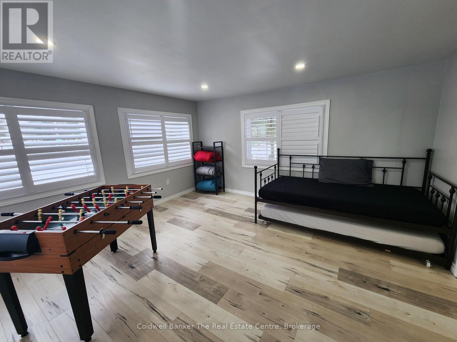 460 Wellington Street, Gravenhurst, Ontario  P1P 1A5 - Photo 9 - X12940926