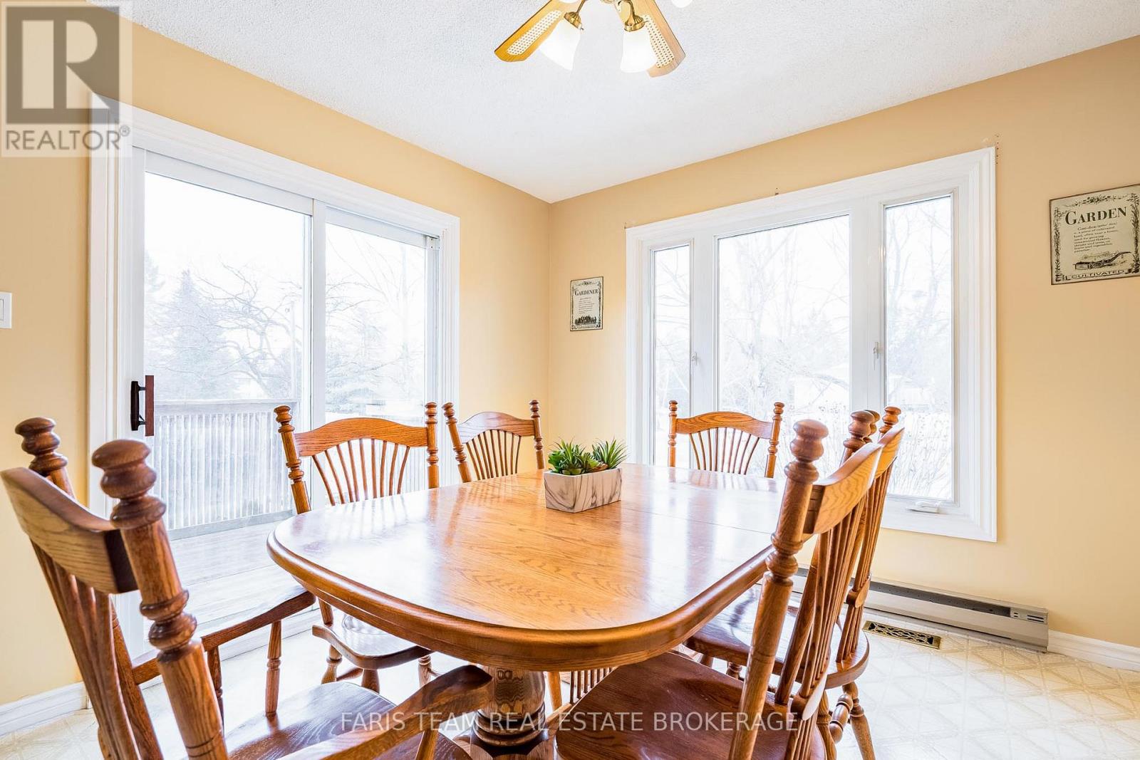 10 William Street, Oro-Medonte, Ontario  L0L 2L0 - Photo 10 - S12931848