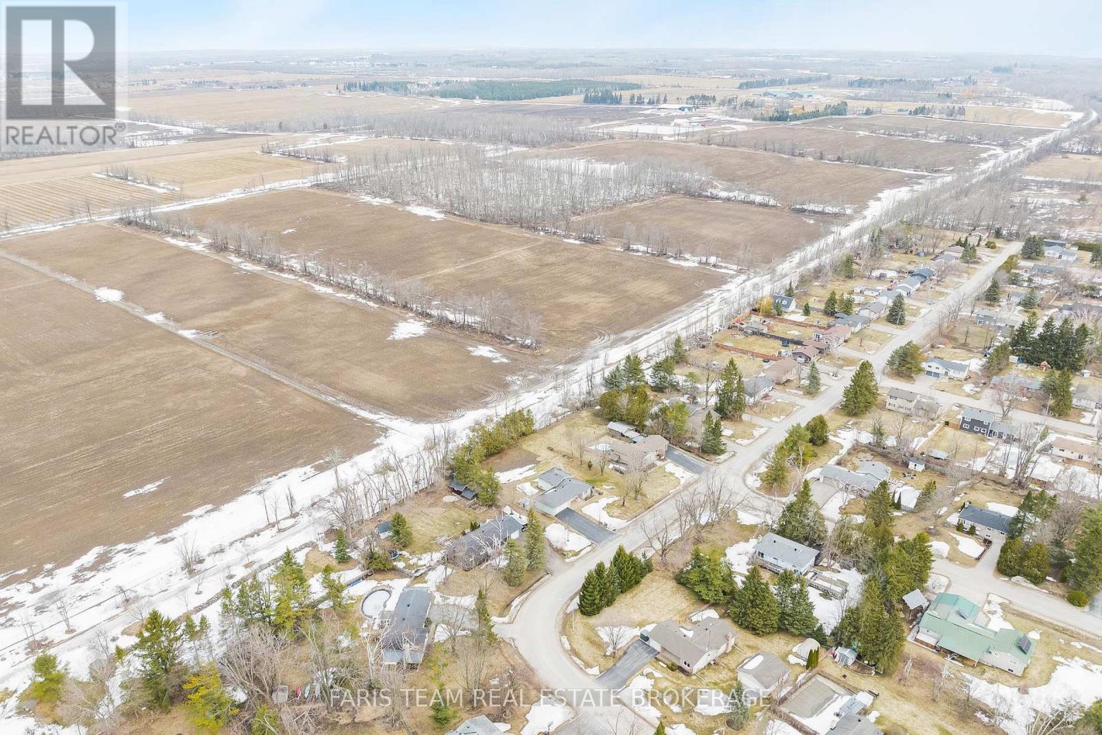 10 William Street, Oro-Medonte, Ontario  L0L 2L0 - Photo 35 - S12931848