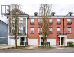 19 19572 FRASER WAY, Pitt Meadows, British Columbia