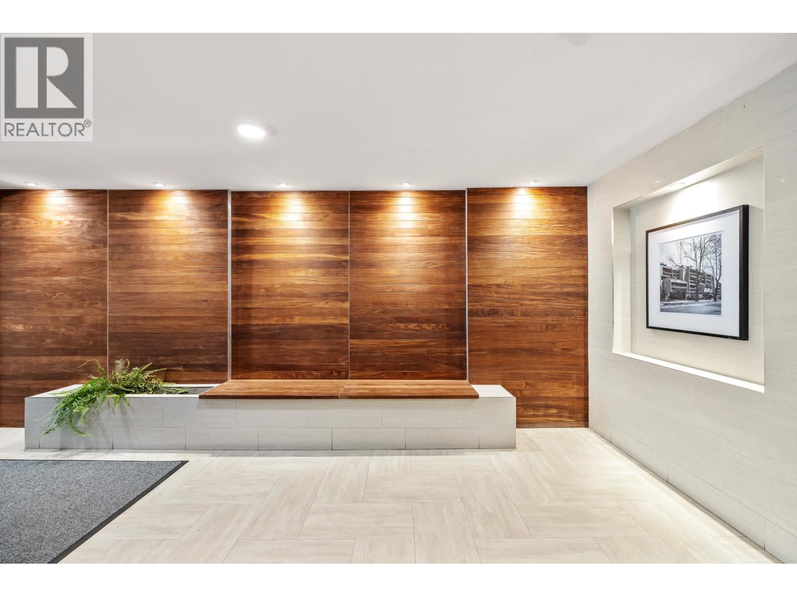 309 1855 Nelson Street, Vancouver, British Columbia  V6G 1M9 - Photo 2 - R3105448