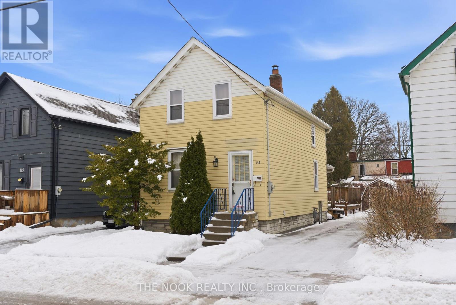 115 Banting Avenue, Oshawa, Ontario  L1H 2M5 - Photo 1 - E12940964