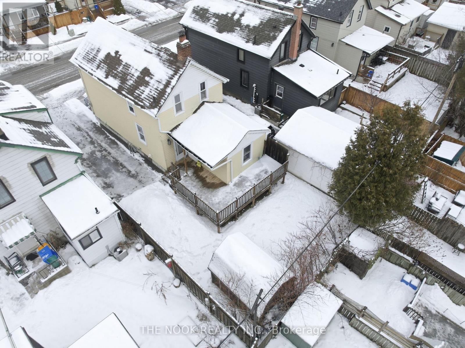 115 Banting Avenue, Oshawa, Ontario  L1H 2M5 - Photo 2 - E12940964