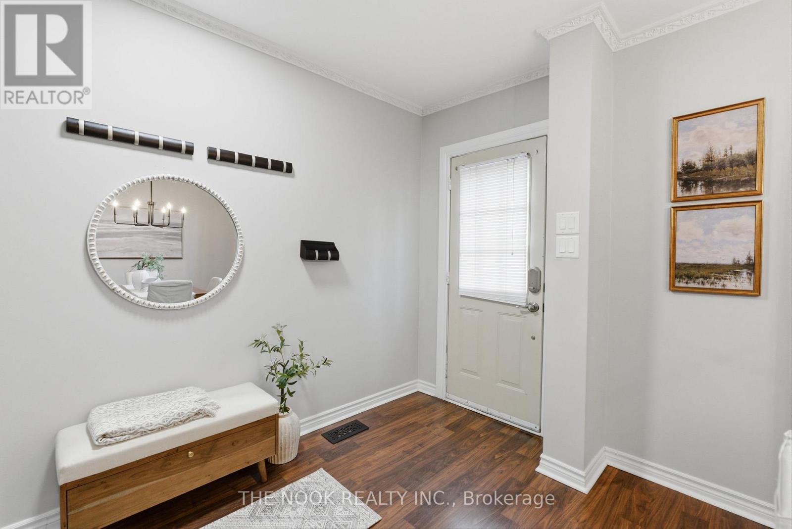 115 Banting Avenue, Oshawa, Ontario  L1H 2M5 - Photo 3 - E12940964