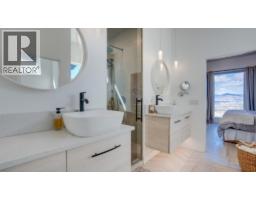1220 Ponds Avenue, Kelowna, British Columbia  V1W 5N1 - Photo 29 - 10381282