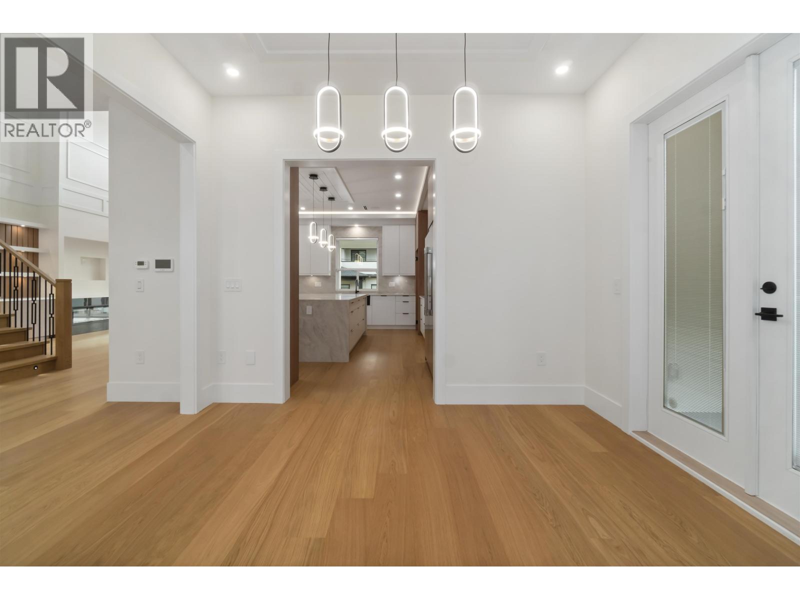 827 Atkins Street, Coquitlam, British Columbia  V3J 5Z6 - Photo 11 - R3105275